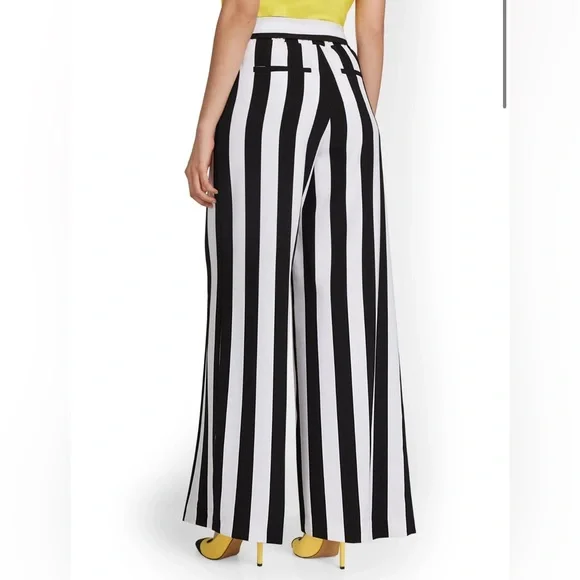 NWOT NY&Co Black & White Striped Palazzo Pants (Size 0) - Picture 4 of 8